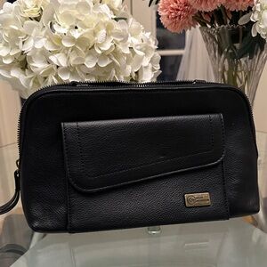 White Mountain Black Leather Wristlet Clutch